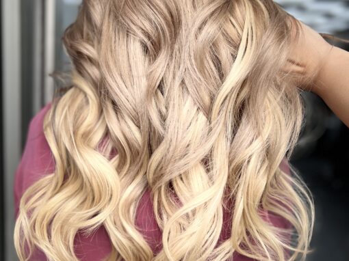 Soft Beige Blonde Extensions Blend